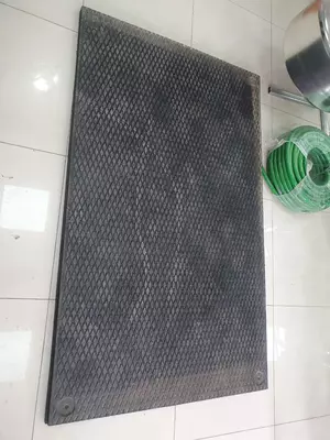 РЕЗИНОВЫЙ МАТРАС ДЛЯ КРС