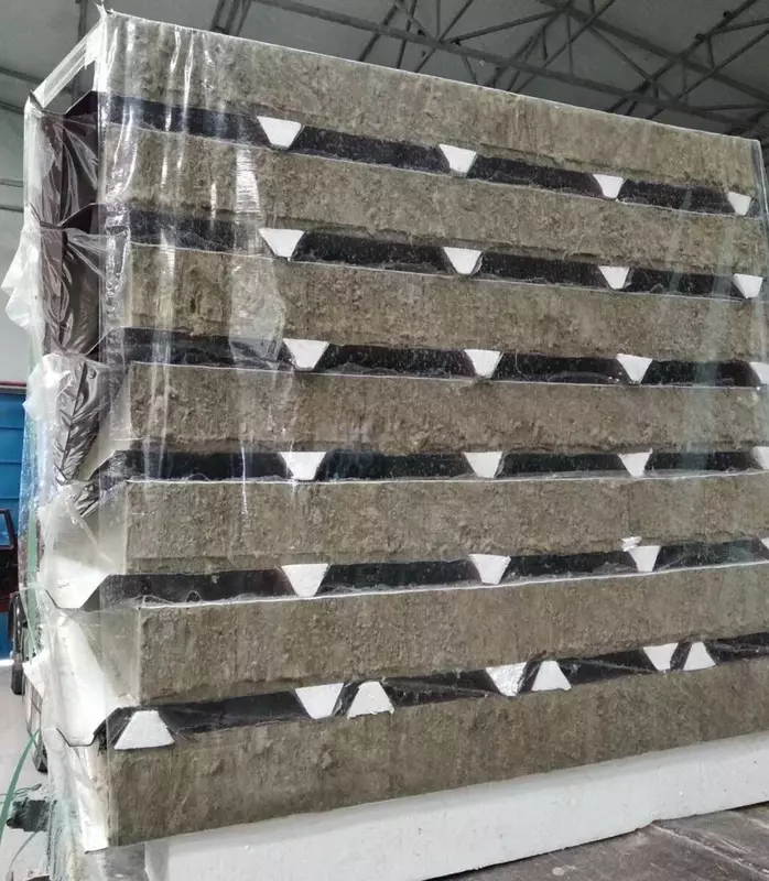 Кровельная панель с базальтом 100 мм/0.50 мм - 375 000 сум