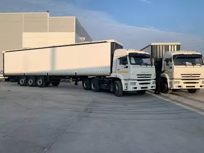 Седельный тягач КАМАЗ 6460 26001-63 6х4 - 969 920 000 сум / шт.