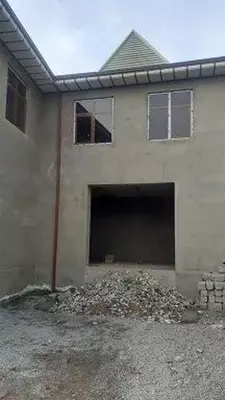 Здание. - Саноатқурилиш