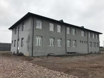 Kombikorm ishlab chiqarish uskuna va bino-inshooti.