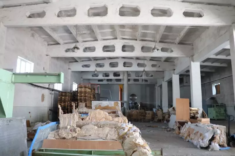 5 550 000 000 сум Здание склада.