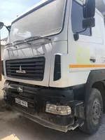 4 автомобиля МАЗ. - Саноатқурилиш