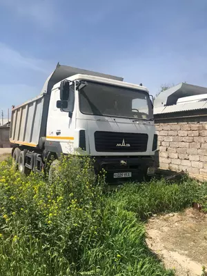 4 dona "MAZ" rusumli transport vositalari.