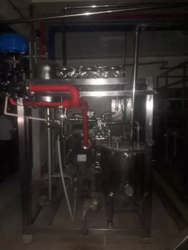 Sharbat ishlab chiqarish kompleksi va muzlatgich bino-inshootlari. Chakana savdo