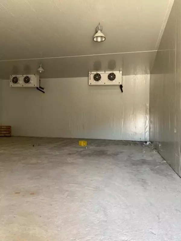 Sharbat ishlab chiqarish kompleksi va muzlatgich bino-inshootlari. - Саноатқурилиш