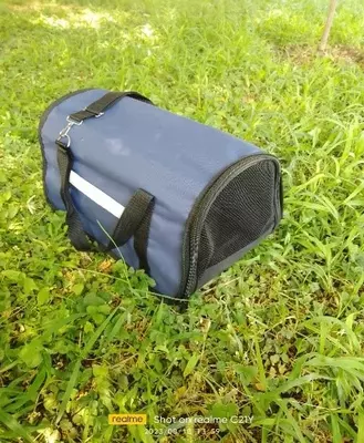 Переноска для животных синяя