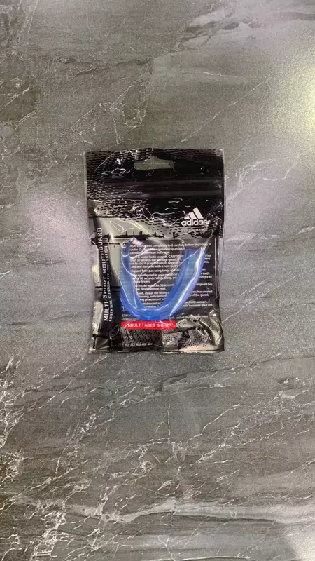 Jang san'ati uchun og'iz himoyasi