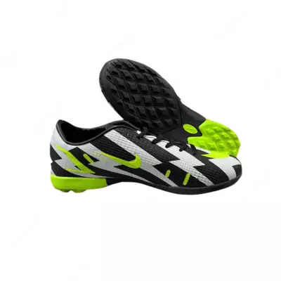 Футбольные бутсы