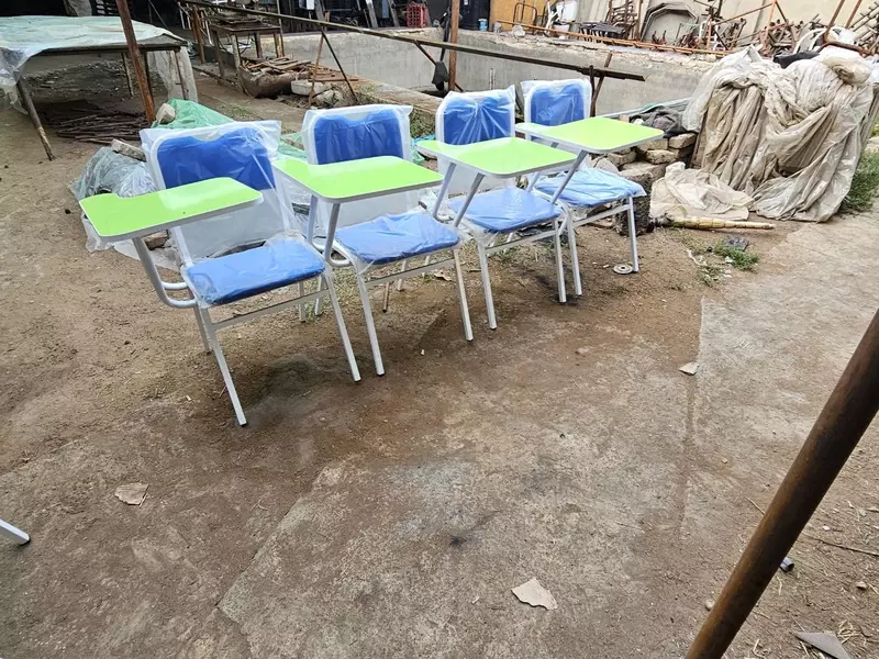 Стул с пюпитром - 195 000 сум