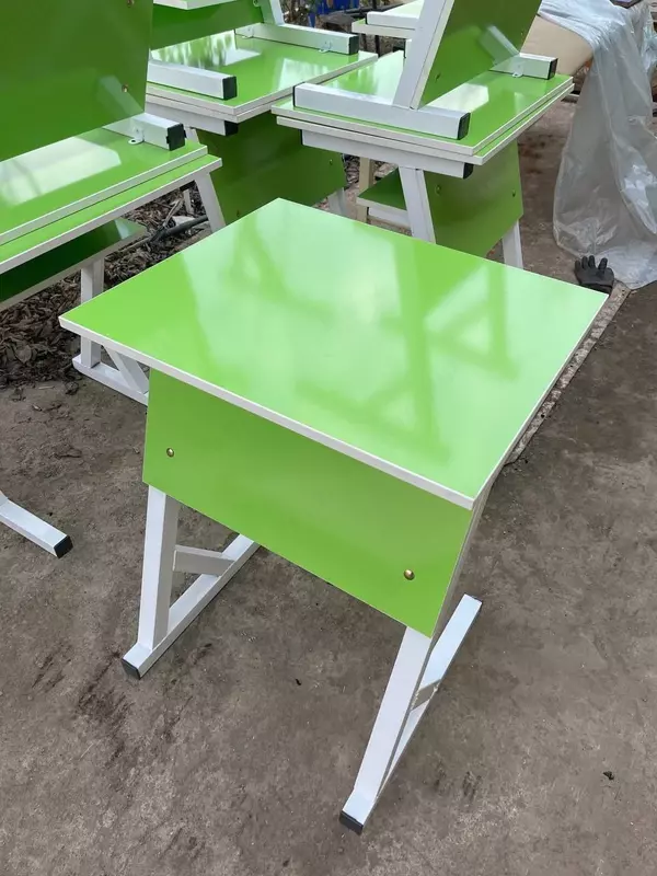Maktab stoli (yashil) - 350 000 so'm