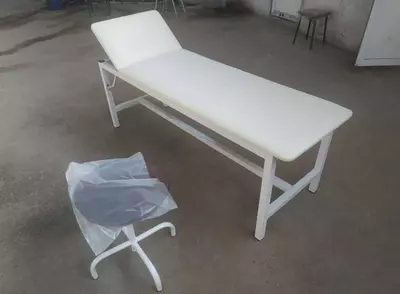 Tibbiy divan (oq) - 550 000 so'm / dona