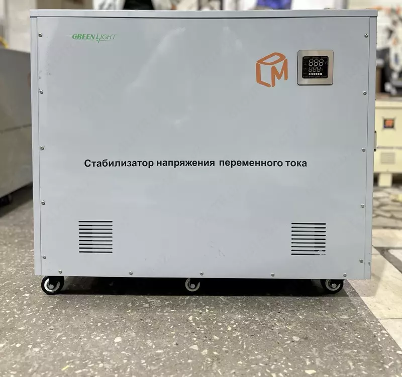 Bir fazali laboratoriya stabilizatori 40 kVA (140-285V) Alpha - 9 728 000 so'm