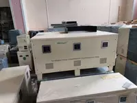 Uch fazali laboratoriya stabilizatori 15 kVA (140-285V) Alpha