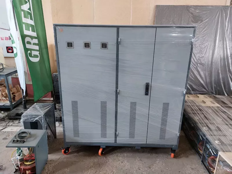 Uch fazali laboratoriya stabilizatori 500 kVA (140-285V) Alpha - 125 440 000 so'm