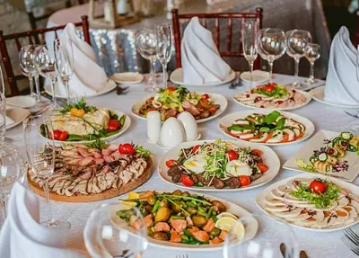 VipClass uchun ovqatlanish va bufetlarga xizmat ko