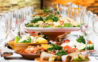 VipClass uchun ovqatlanish va bufetlarga xizmat ko