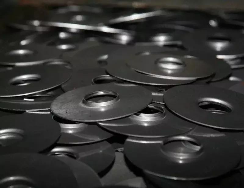  Штамповка холодная роликов; цильпебсов; шаров мелющих  Размер: до 3 мм; до 2 мм; до 5 мм - 