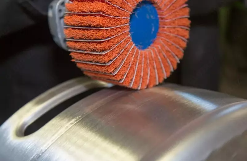 Полировальные работы; полировка химическая  Вид: квадрат нержавеющий; круг нержавеющий...