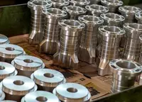 Изготовление деталей: шестерни; валы; фланцы…  Размеры: до 500 мм