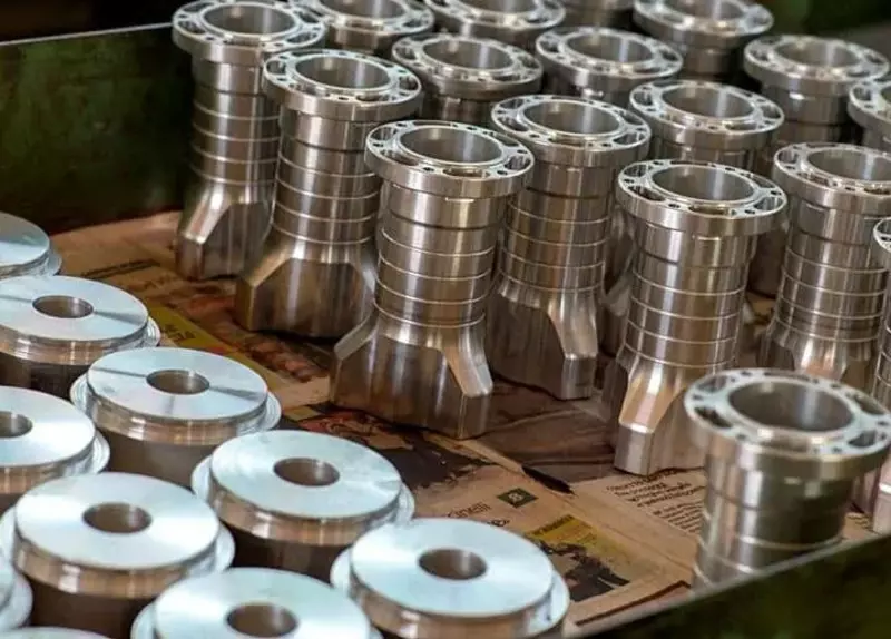 Изготовление деталей: шестерни; валы; фланцы…  Размеры: до 500 мм