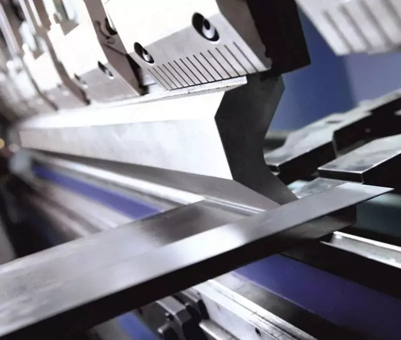  Гибка металла Размеры: 0 4-273 мм  L= 0 2-6 мм  Вид: лист горячекатаный; лист оцинкованный... - 