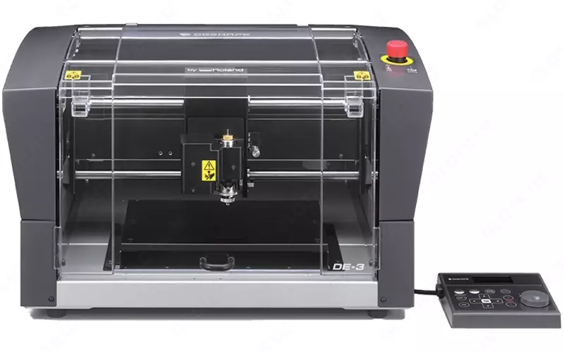 Roland DE-3U Гравировально-фрезерная машина