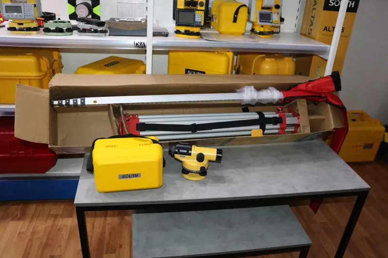 Геодезическое оборудование Niviler SOUTH NL-32 в продаже