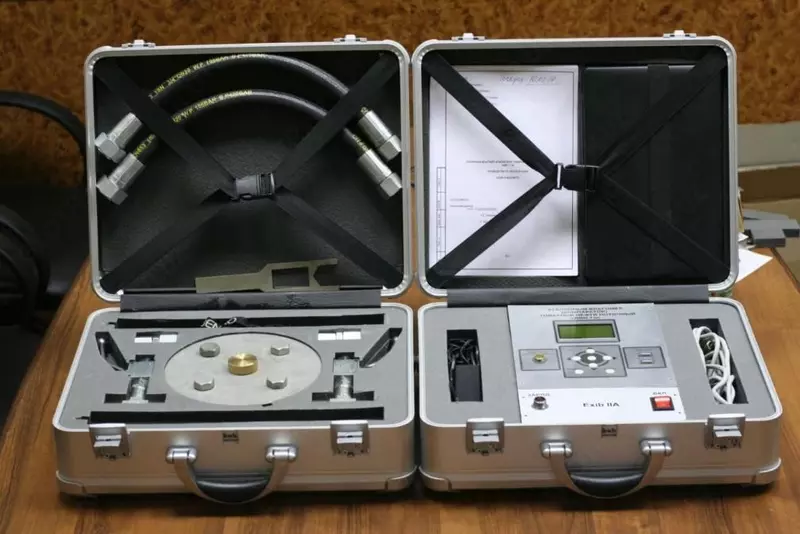 Влагомеры эталонные (компараторы) нефти поточные УДВН-30эп