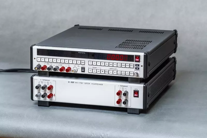 Н4-17 — калибратор многофункциональный