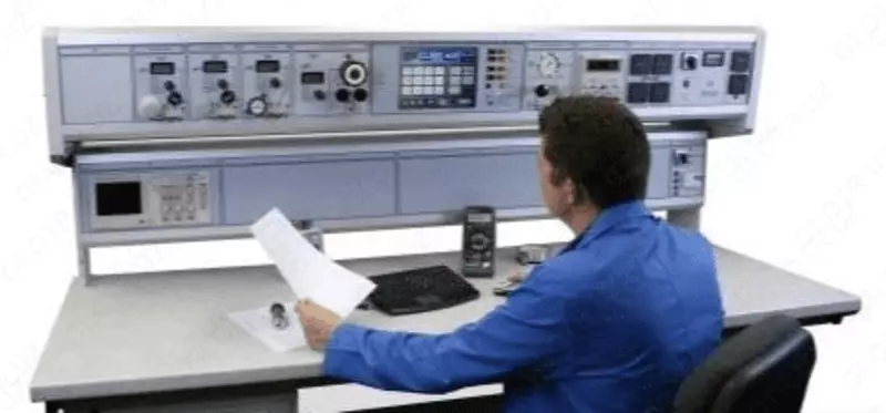 TE7080 — стенд CalBench