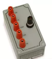 TE1068 — прецизионный магазин фиксированного сопротивления (1 Ом – 10 КОм)