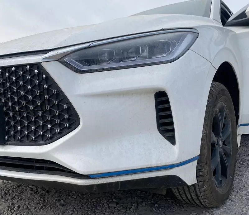  Автомобиль BYD E2 - 