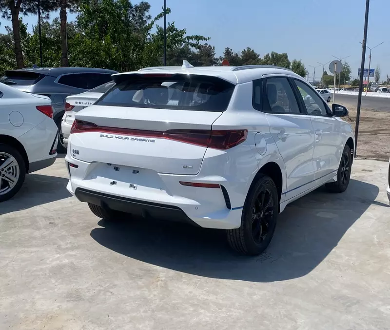  Автомобиль BYD E2 - Tashkent Motors