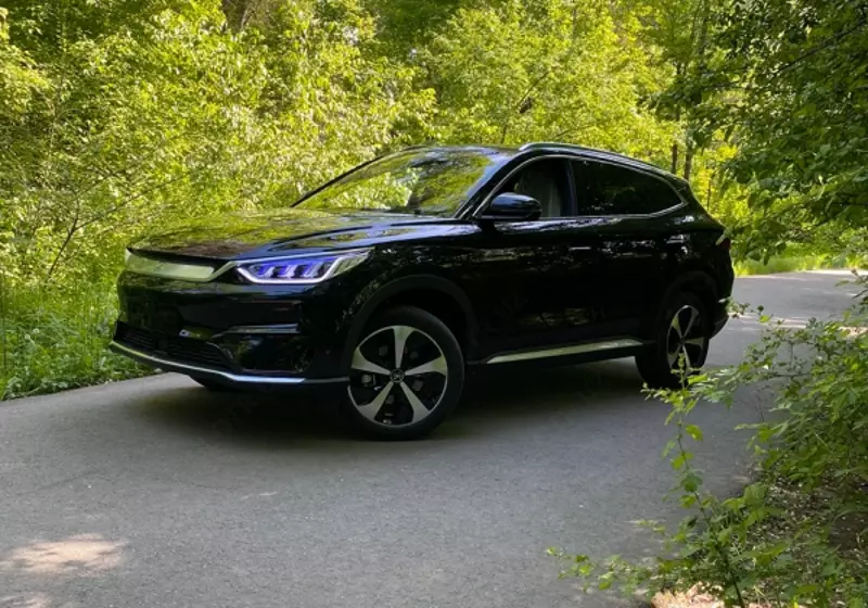  Автомобиль BYD Song Plus - 