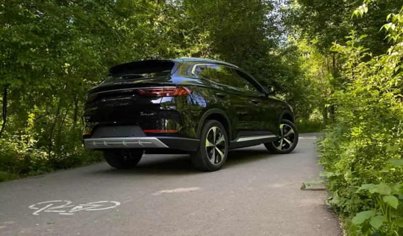   Автомобиль BYD Song Plus