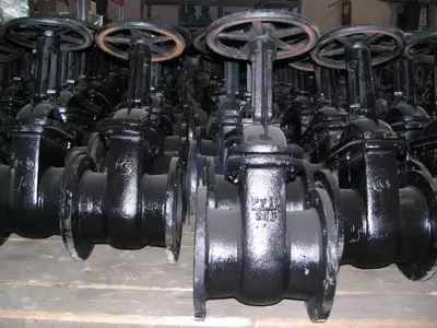 Задвижка чугунные Россия.