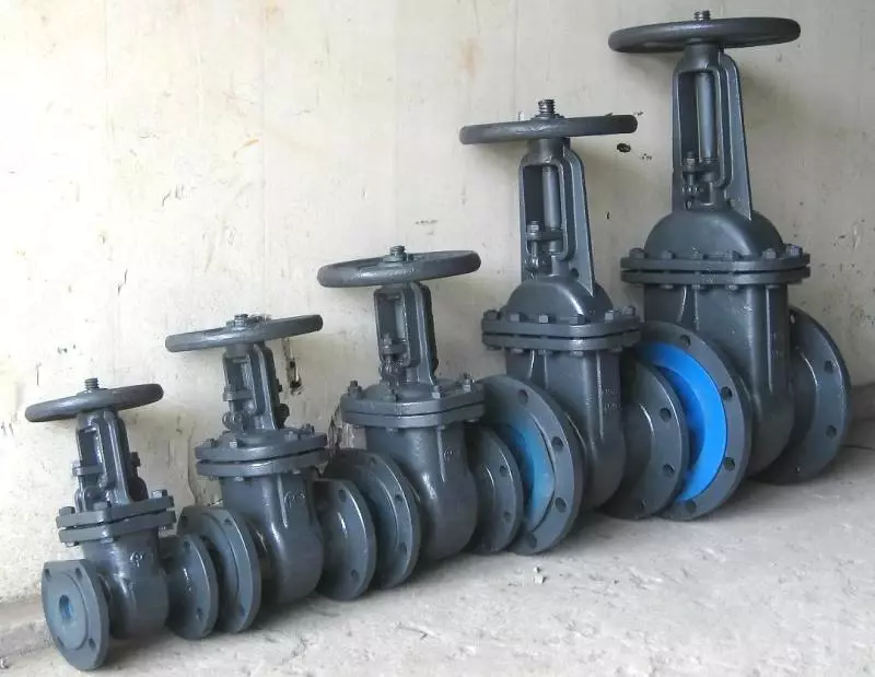 стальной задвижки. Россия.