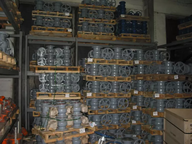 стальной задвижки. Россия.