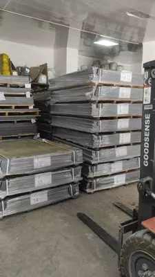 Паронит Пон