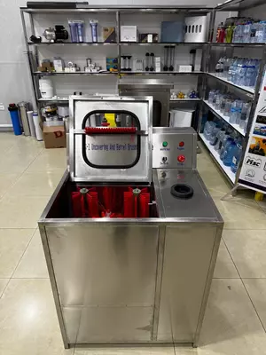 Полуавтоматическое оборудование для мойки 19 литровых бутылей, модель BS-1