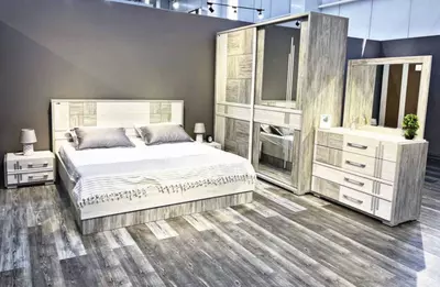 Спальный гарнитур