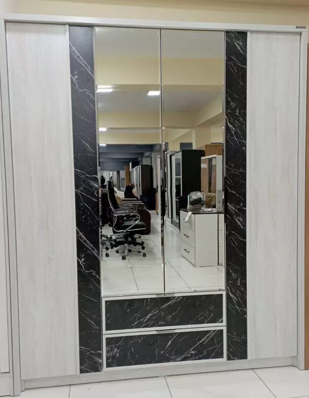 Шкаф для одежды