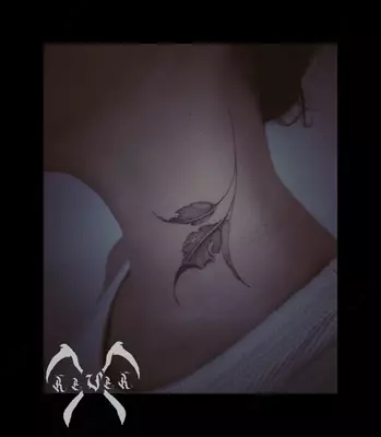 Yubka ostidagi oyoqlarning fotosurati 1980 va 1990 yillardagi rus uy porno videolari