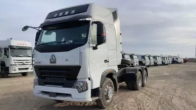 SINOTRUK HOWO A7 6x4 egar traktori gaz (metan)