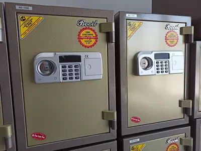Сейф BST-500 с электронным и ключевым замком.(Ю.Корея)