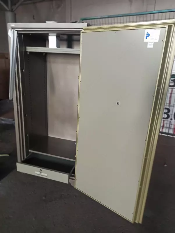 42 750 000 сум Сейф Booil TOPAZ (BST-1700) с электронным и ключевым замками