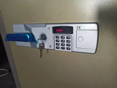 Сейф Booil TOPAZ (BST-1700) с электронным и ключевым замками Только в розницу