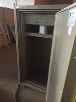 с электронным и ключевым замками - 37 450 000 сум