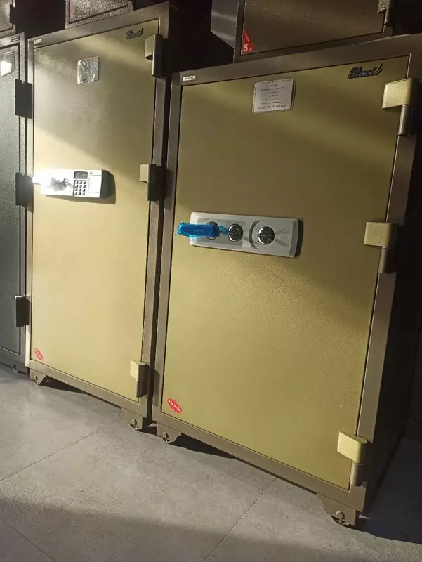 14 700 000 сум Сейф Booil TOPAZ (BST-1000) с кассовой ячейкой